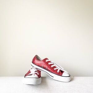 Converse Red Glitter Sneakers – Women’s Size 6 – New with Tags